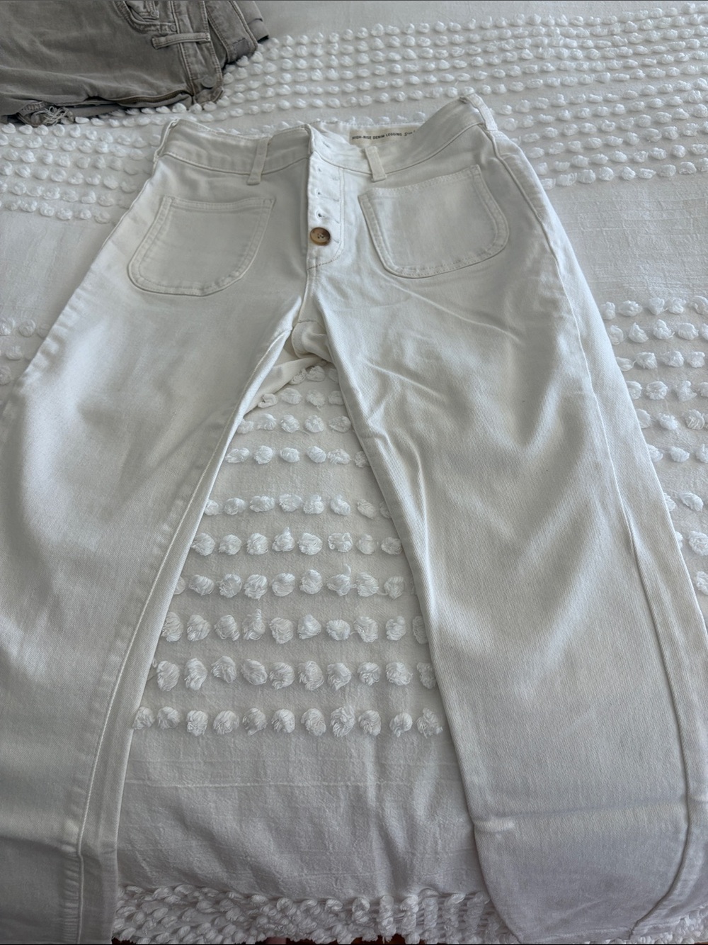 Pilcro and the Letterpress Cream Skinny Jeans Size 27 anthropologie